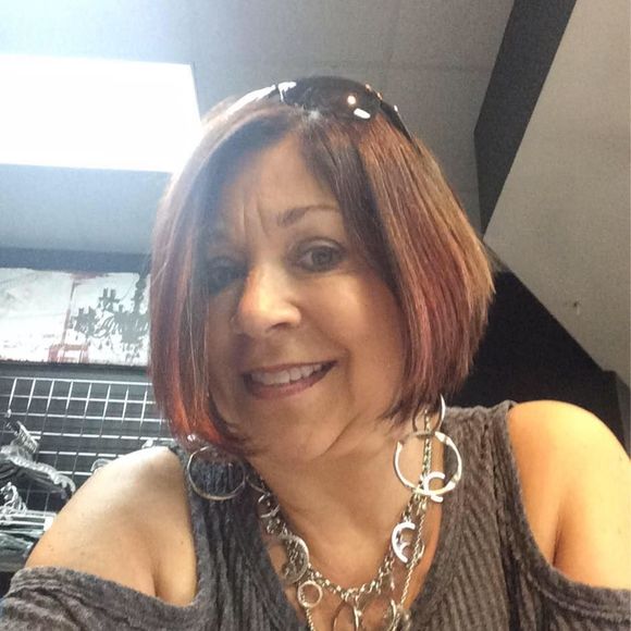 Meet your Posher, Ann - Picture 1 of 1